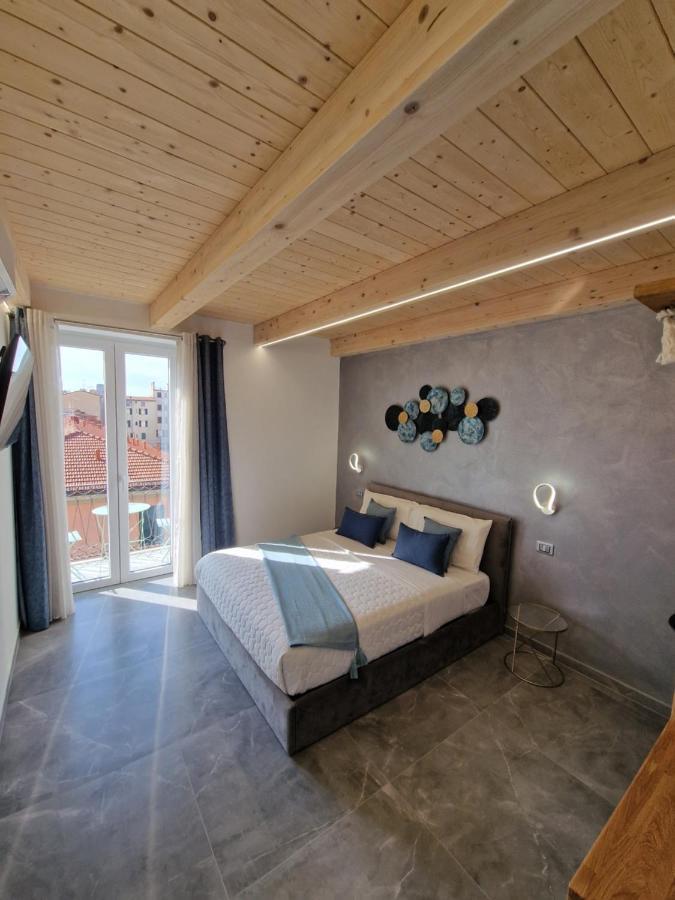 Marla Rooms La Spezia Bagian luar foto