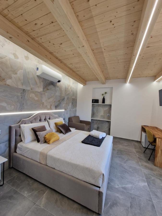 Marla Rooms La Spezia Bagian luar foto