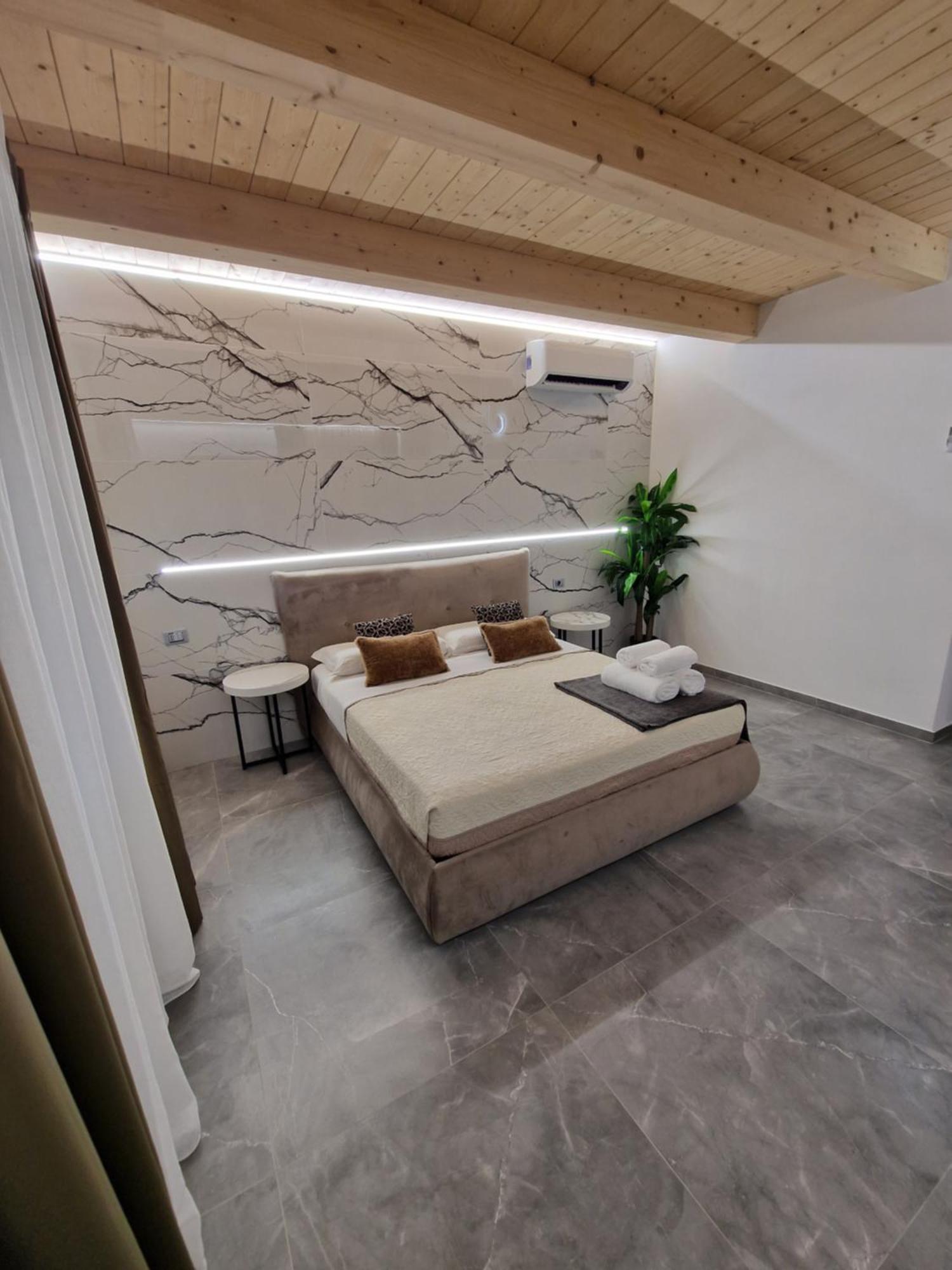 Marla Rooms La Spezia Bagian luar foto