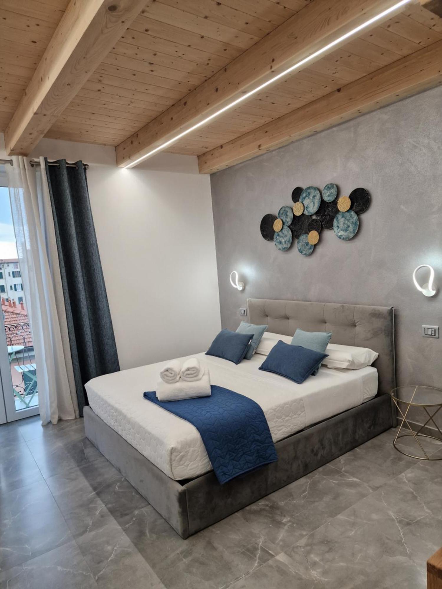 Marla Rooms La Spezia Bagian luar foto